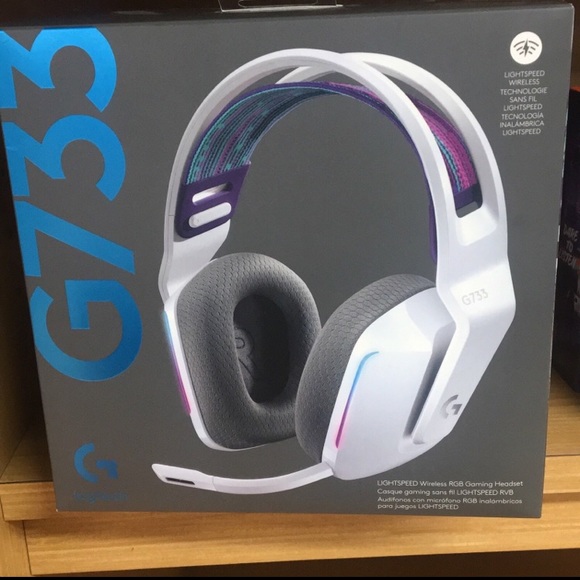 Logitech G733 Superfast Wireless gaming headset